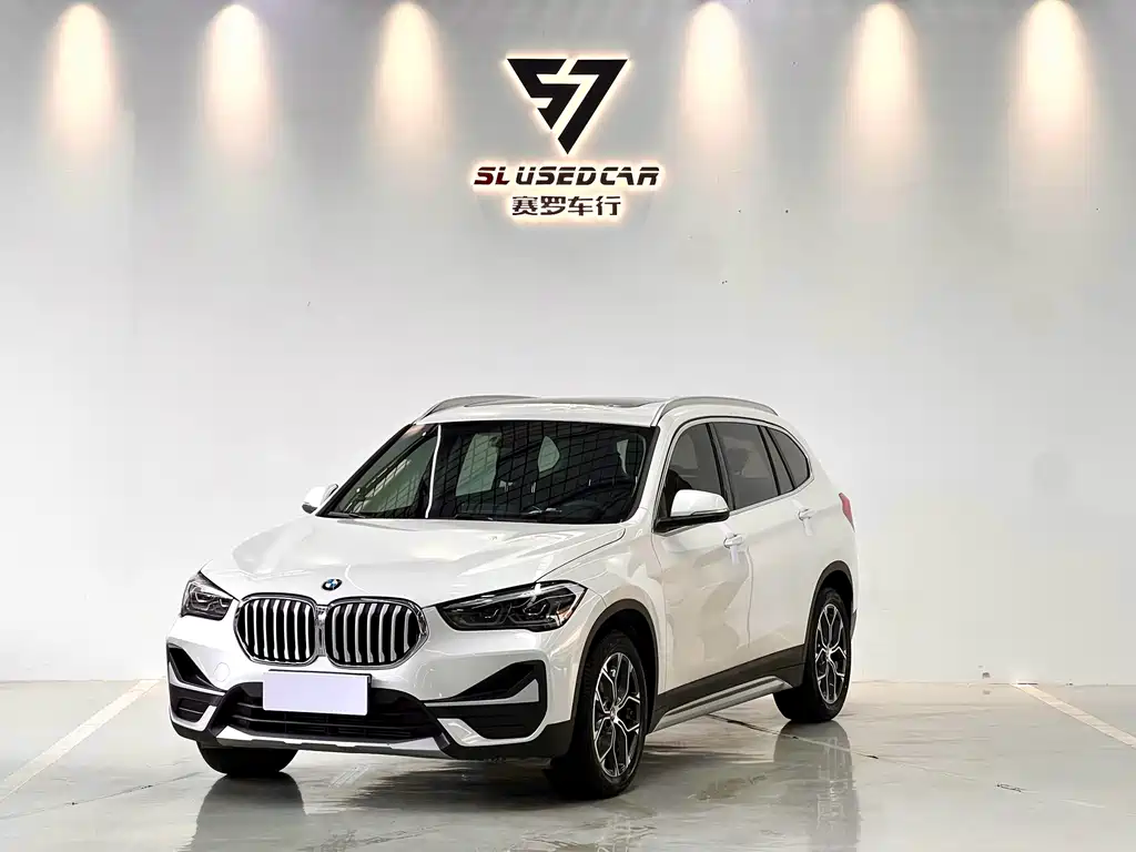 BMW X1 2020 — фото 1