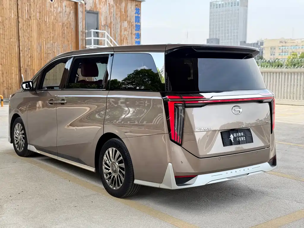 GAC Motor Trumpchi M8 2023 — фото 4