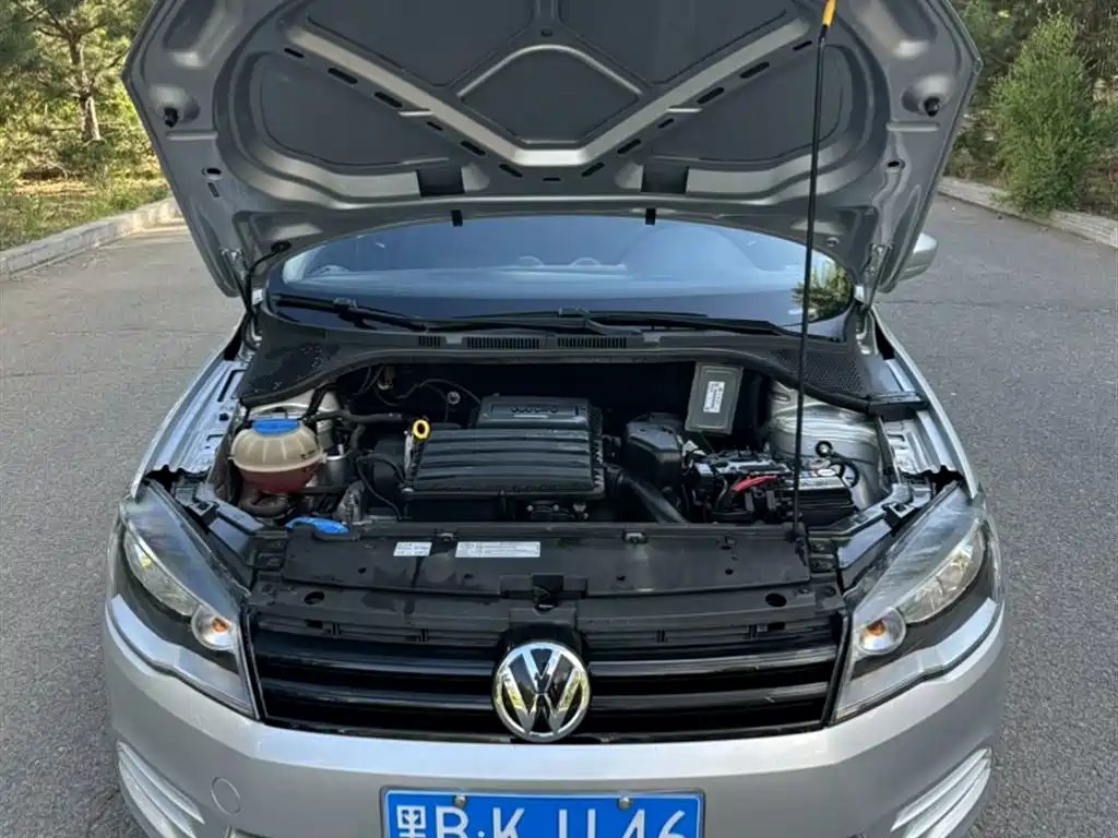 Volkswagen Jetta 2016 — фото 16