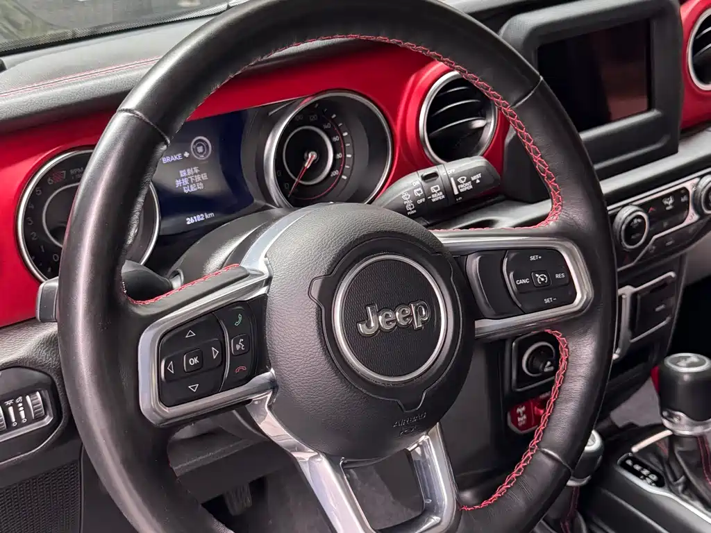 Jeep Wrangler 2021 — фото 14