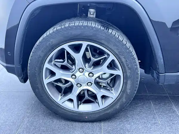 Jeep Grand Cherokee 2021