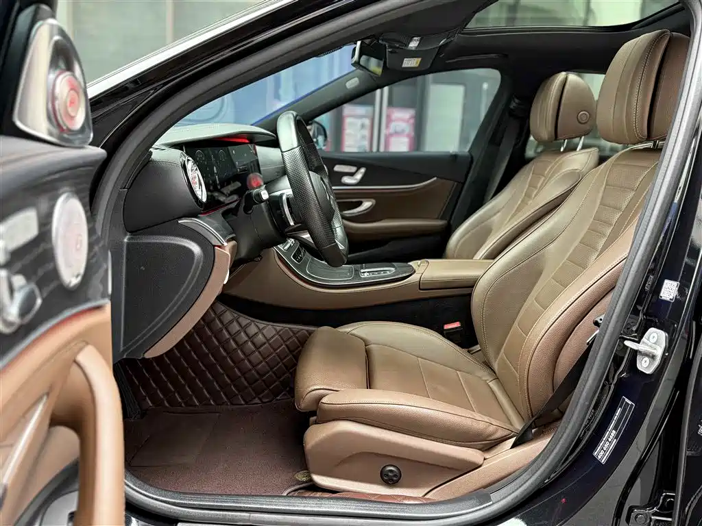 Mercedes-Benz E-Class 2022 — фото 26
