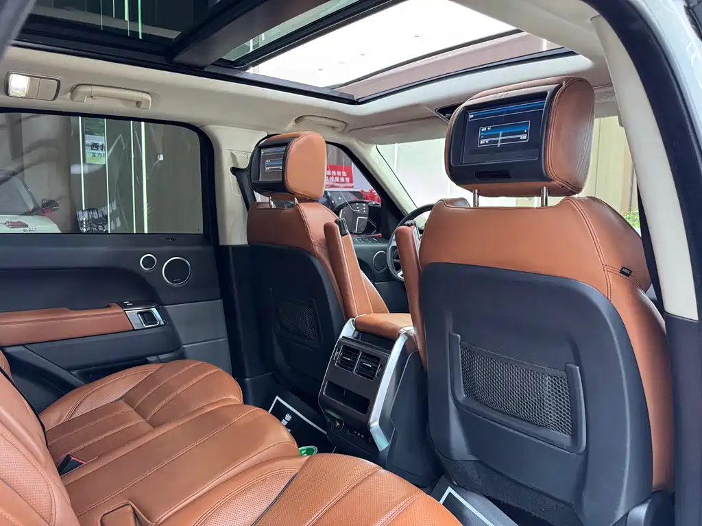 Land Rover Sport 2017 — фото 9