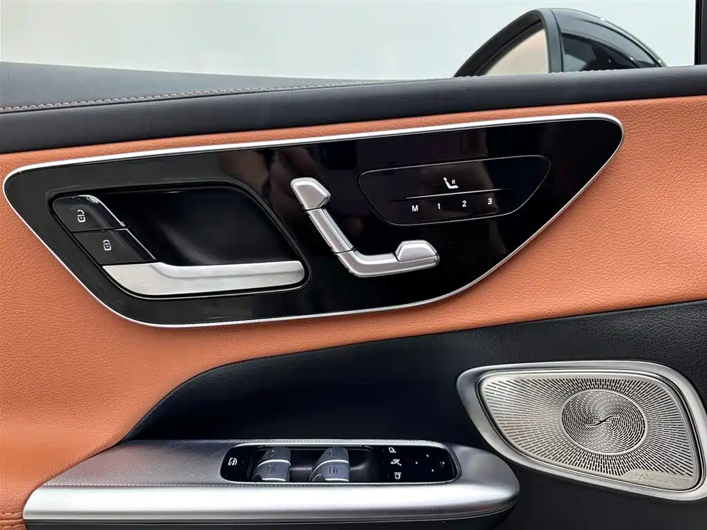 Mercedes-Benz GLC 2023 — фото 15