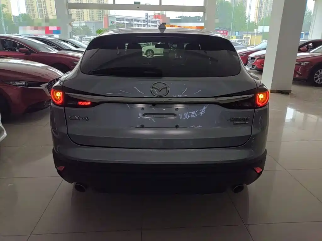 Mazda CX-4 2020