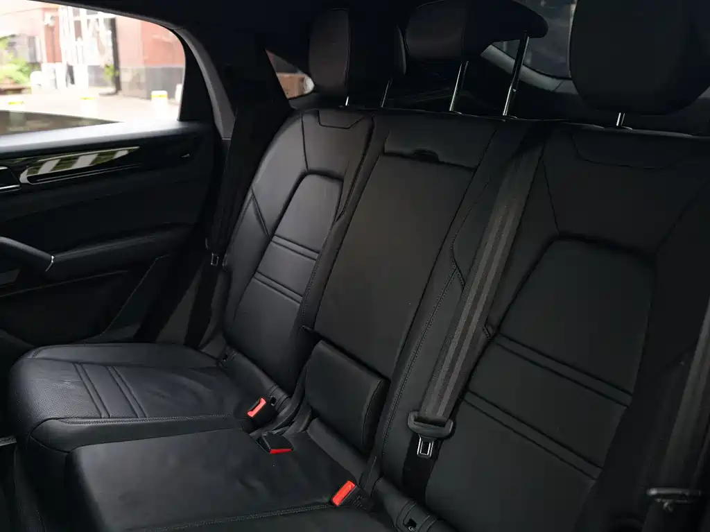 Porsche Cayenne 2020