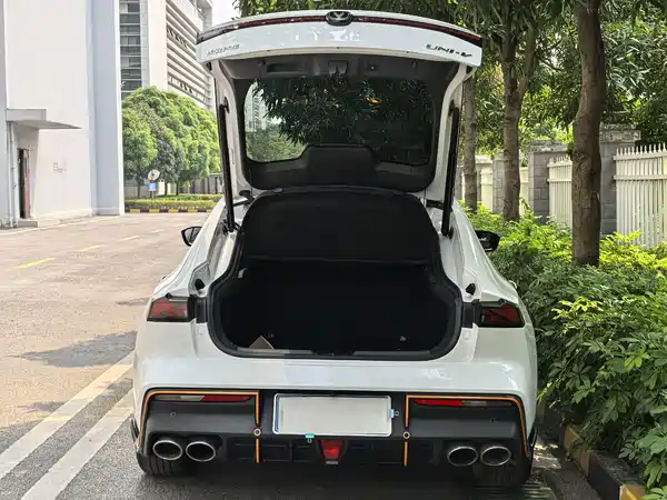 Changan UNI-V 2022