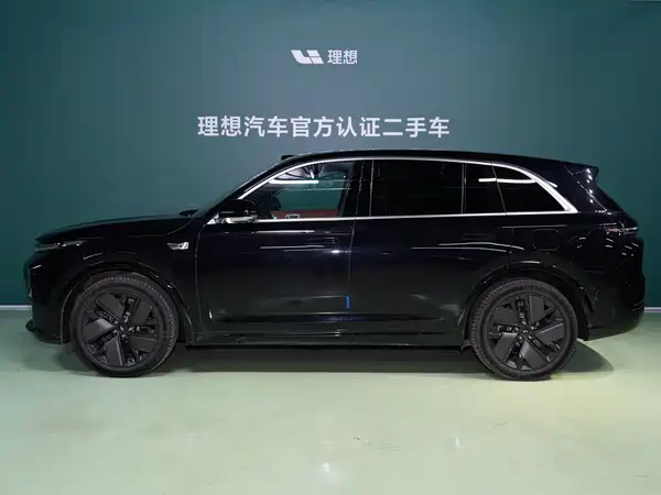Li Auto L7 2025