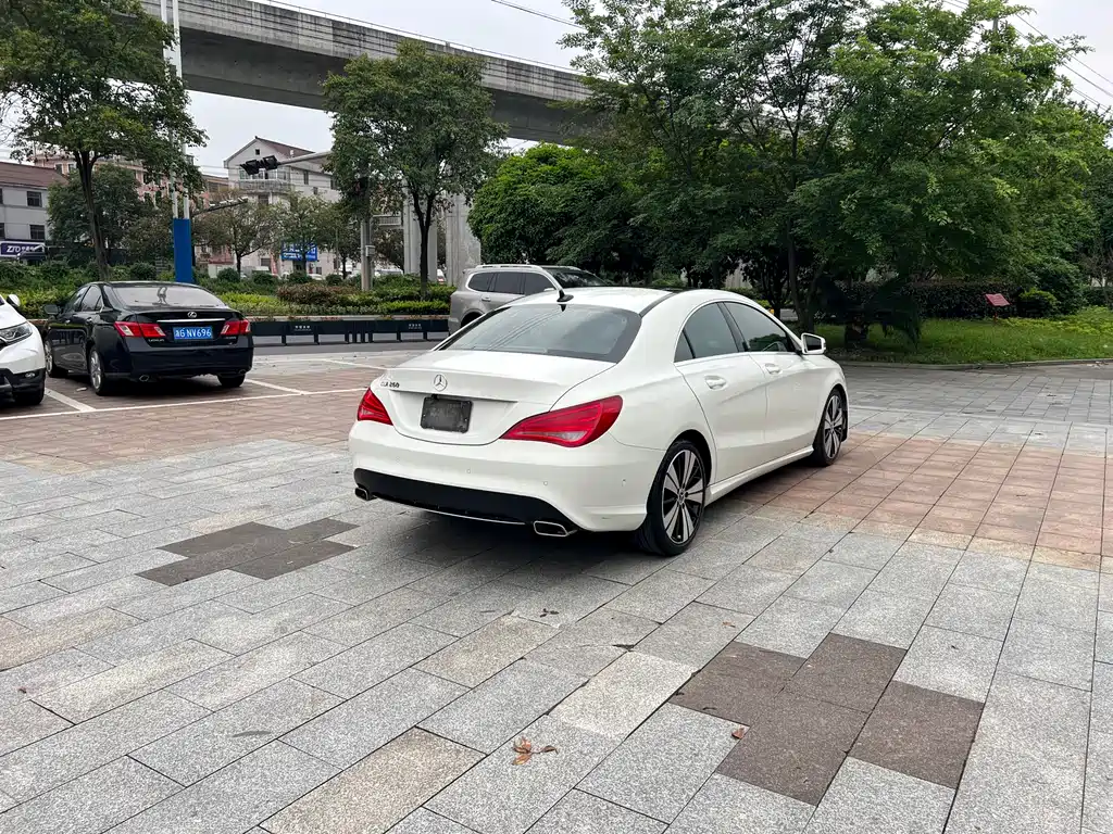 Mercedes-Benz CLA 2015 — фото 13