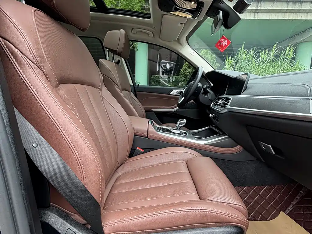 BMW X7 2021 — фото 19