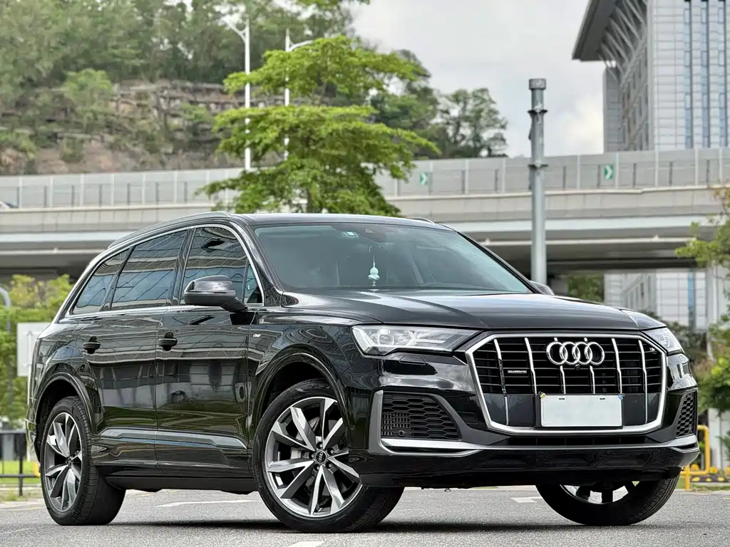 Audi Q7 2022 — фото 3
