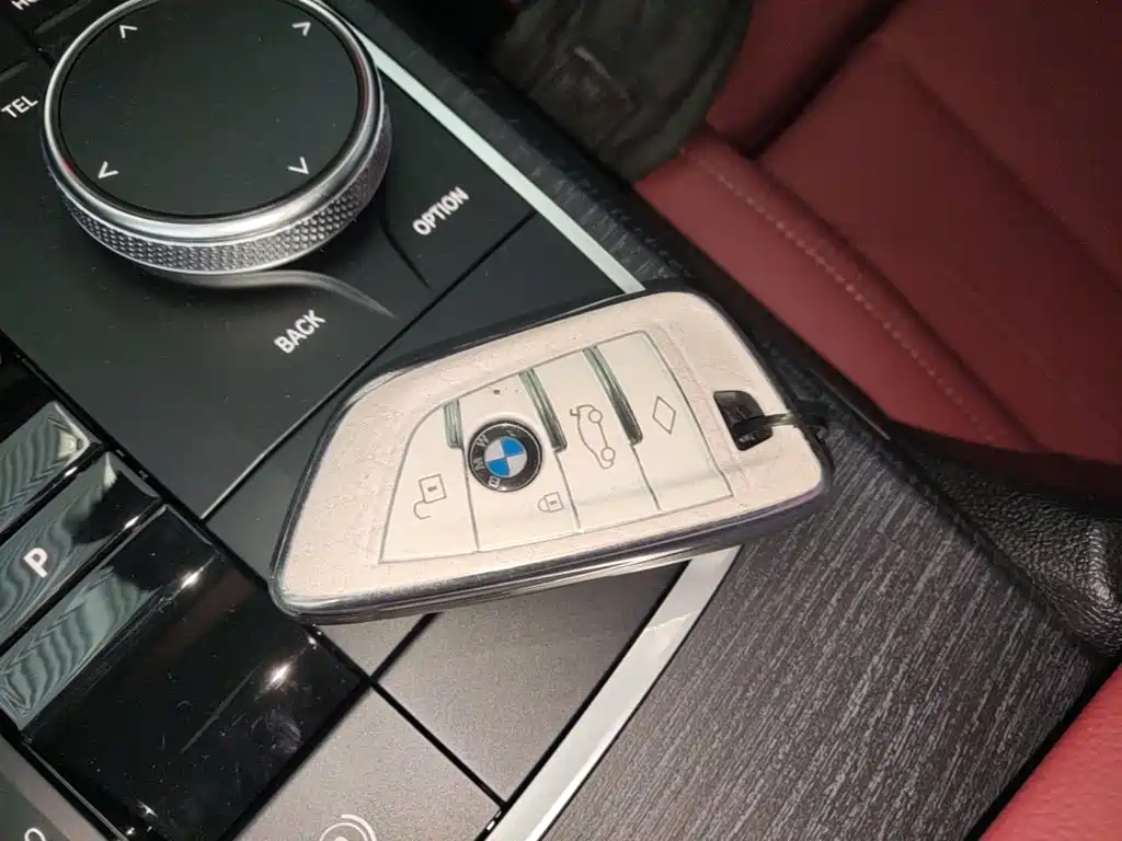 BMW 4 Series 2025 — фото 9