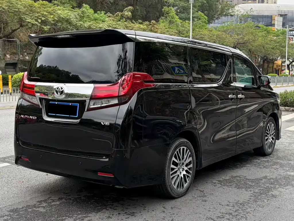 Toyota Alphard 2018 — фото 3
