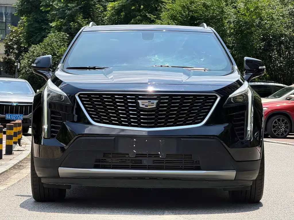 Cadillac XT4 2020 — фото 1
