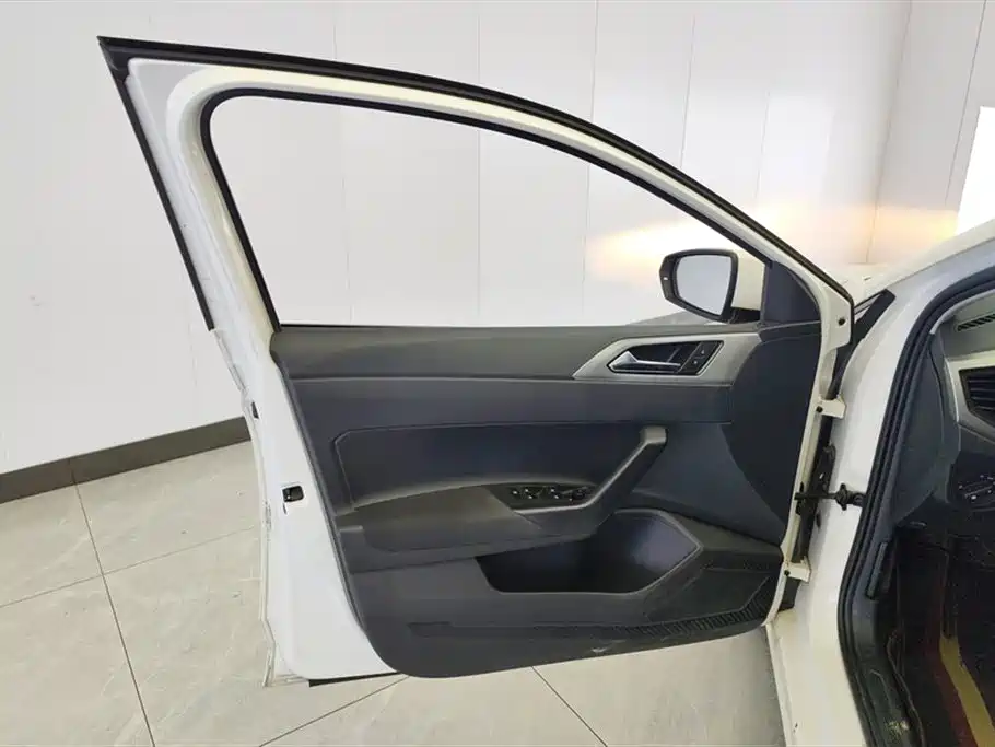 Volkswagen Polo 2022