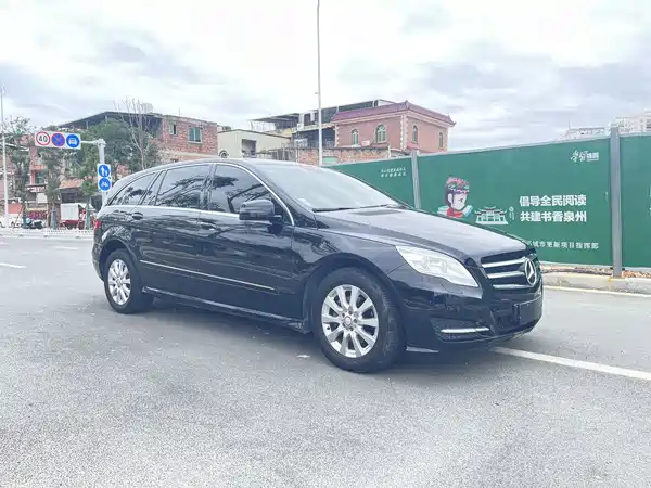 Mercedes-Benz R-Class 2015