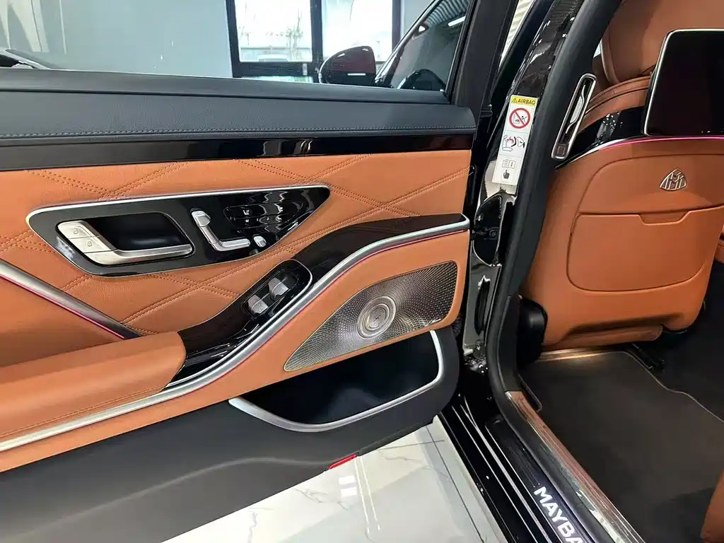 Mercedes-Benz Maybach S-Class 2023 — фото 9