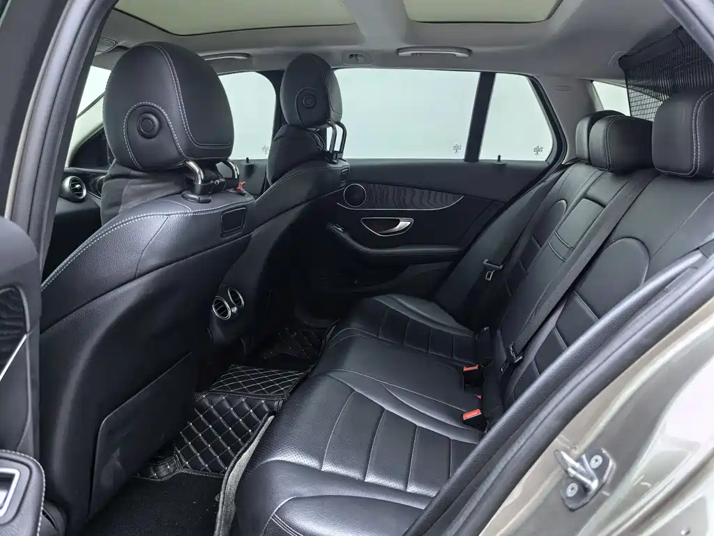 Mercedes-Benz C-Class 2019 — фото 15