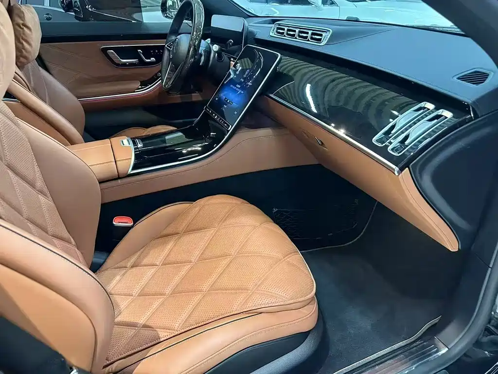 Mercedes-Benz Maybach S-Class 2023 — фото 13