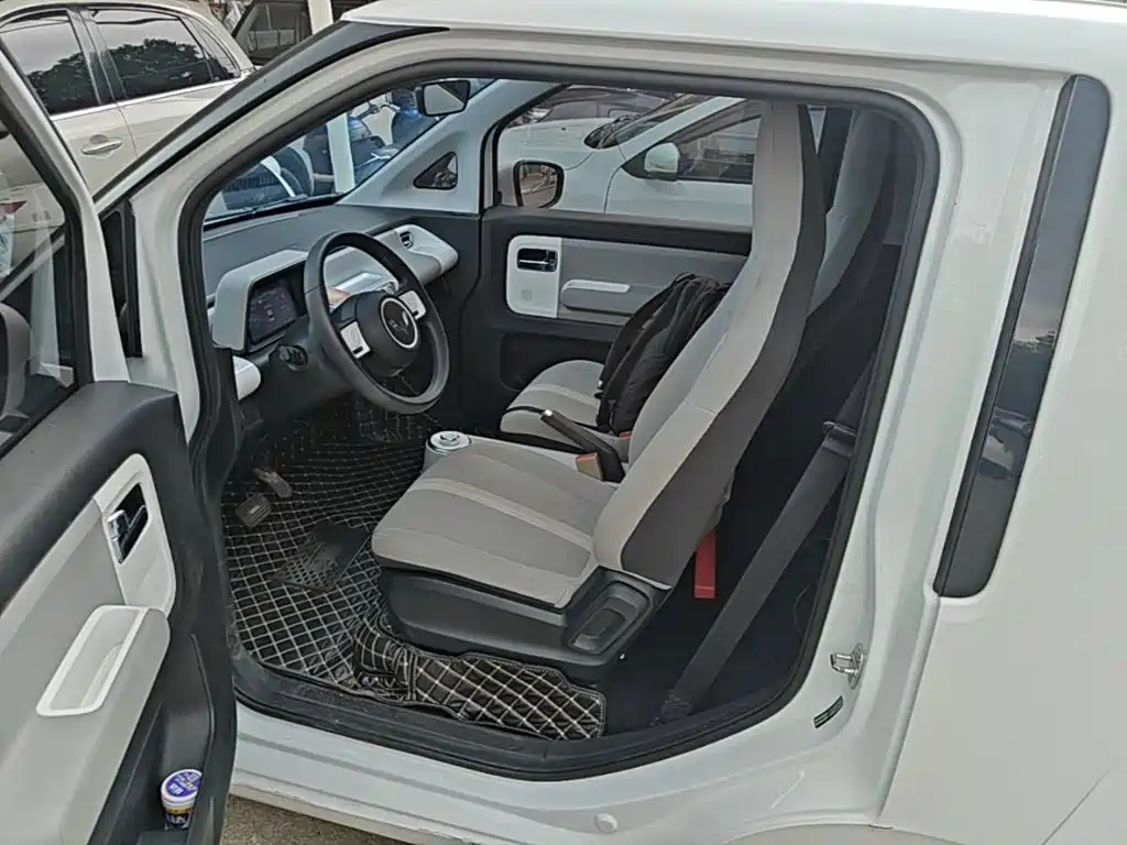 Wuling Air ev Clear Sky 2024 — фото 15