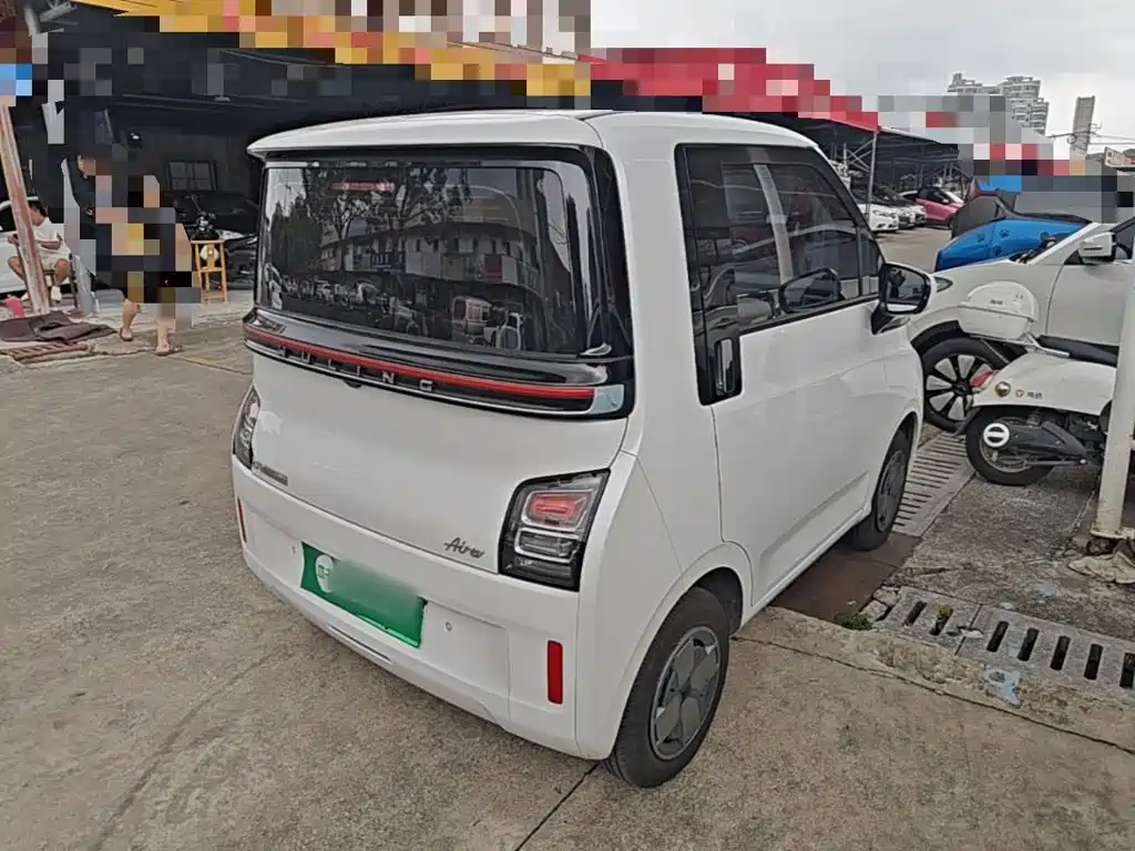 Wuling Air ev Clear Sky 2024 — фото 7