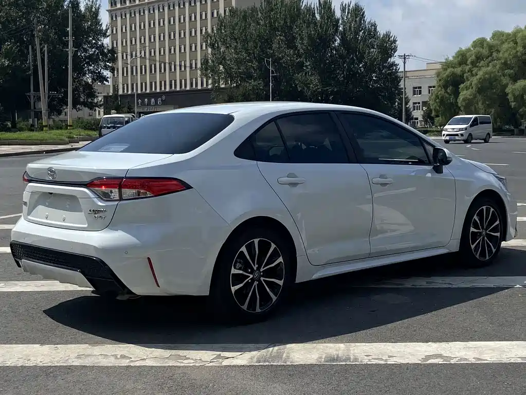 Toyota Levin 2022 — фото 14