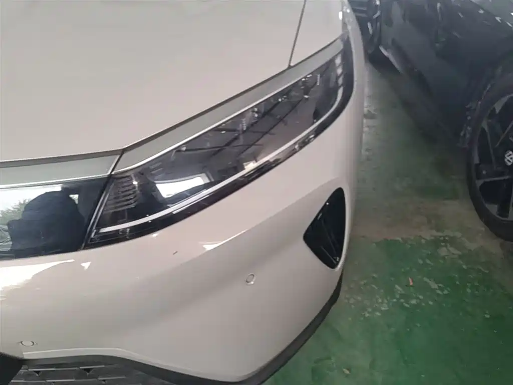 BYD Seal 05 DM-i 2025 — фото 24