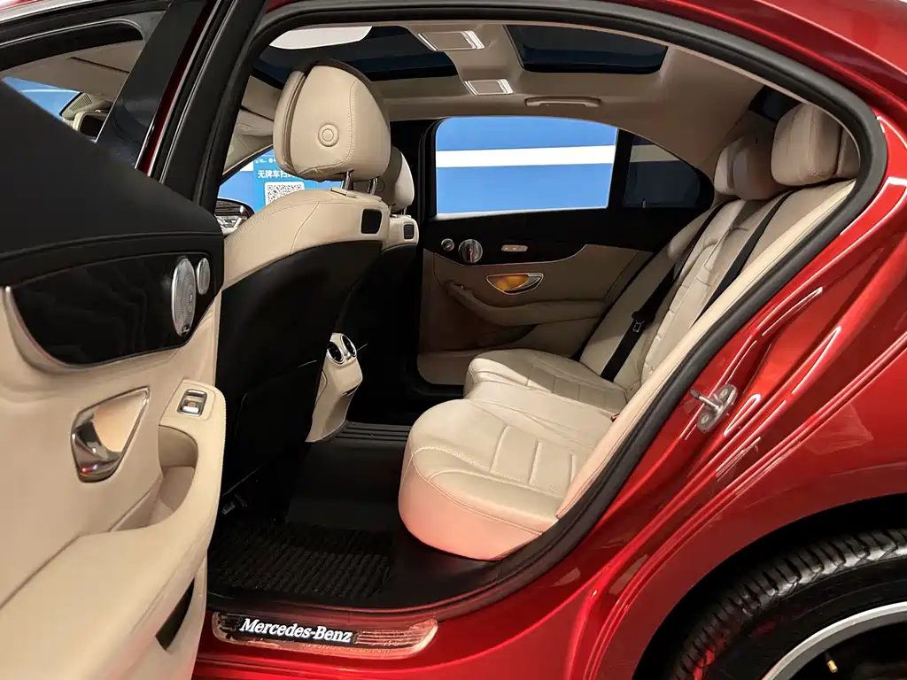 Mercedes-Benz C-Class 2018 — фото 8