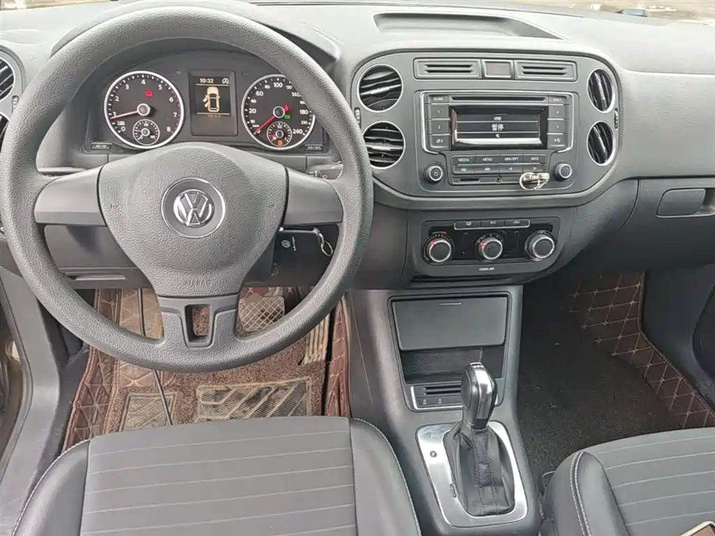 Volkswagen Tiguan 2018 — фото 10