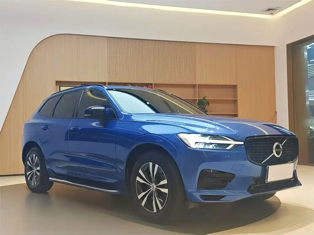 Volvo XC60 2020 — фото 3