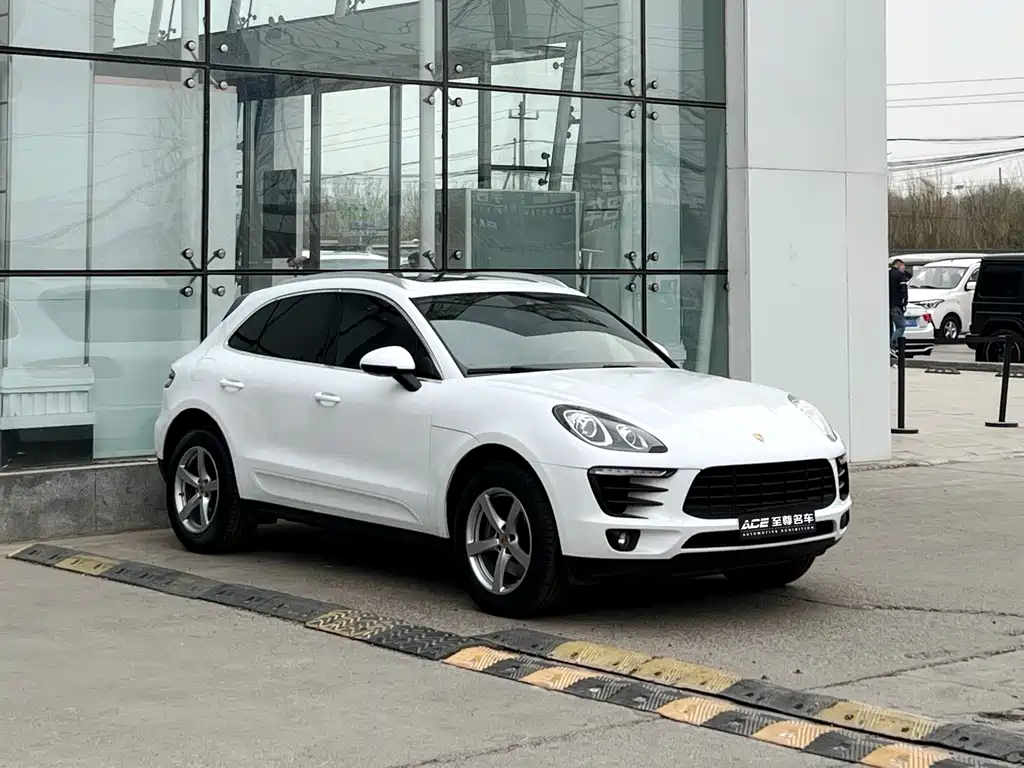 Porsche Macan 2018 — фото 3