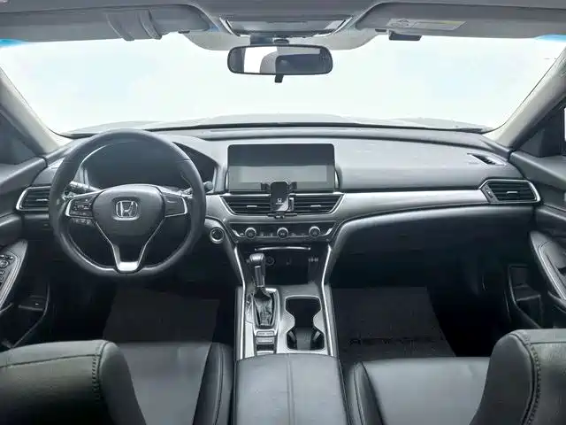 Honda Accord 2021 — фото 4