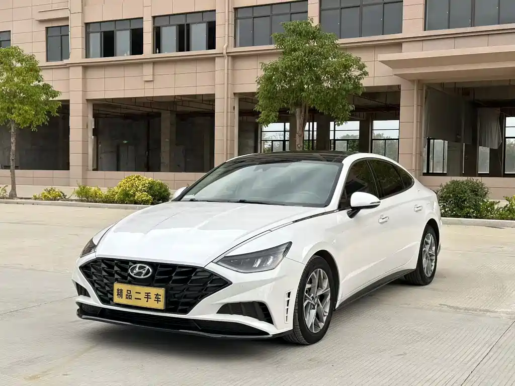 Hyundai Sonata 2021 — фото 1