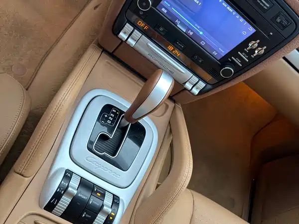 Porsche Cayenne 2010