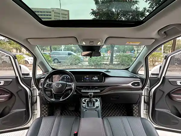 GAC Trumpchi M6 2021