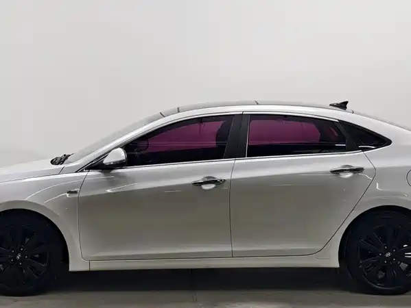 Hyundai Mistra 2016
