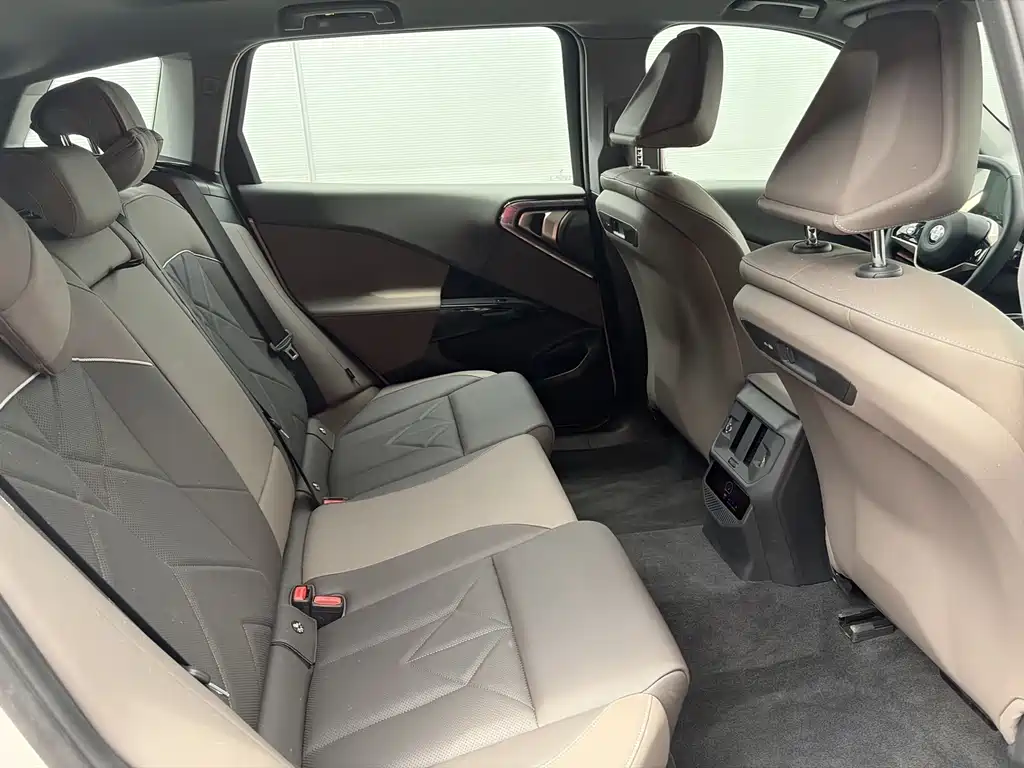 BMW X3 2025 — фото 10