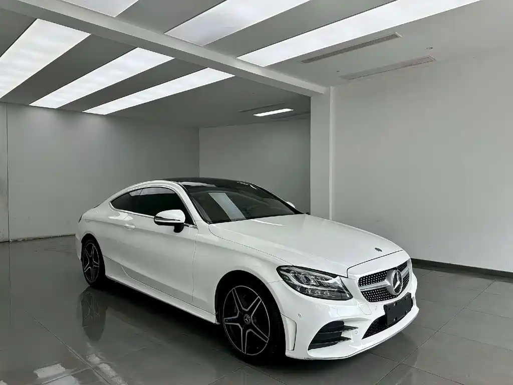 Mercedes-Benz C-Class 2020