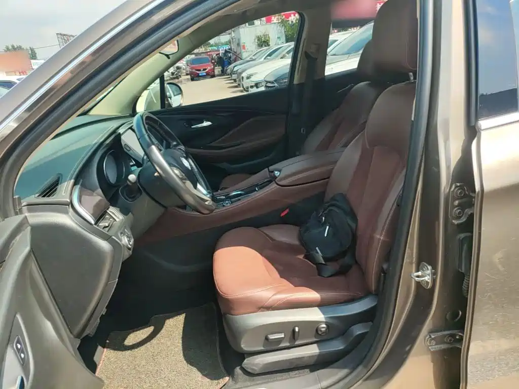 Buick Envision Plus 2017 — фото 15