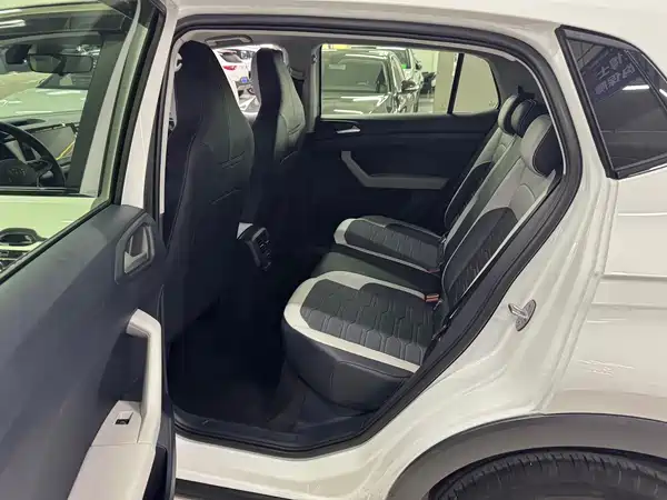 Volkswagen Tharu 2025