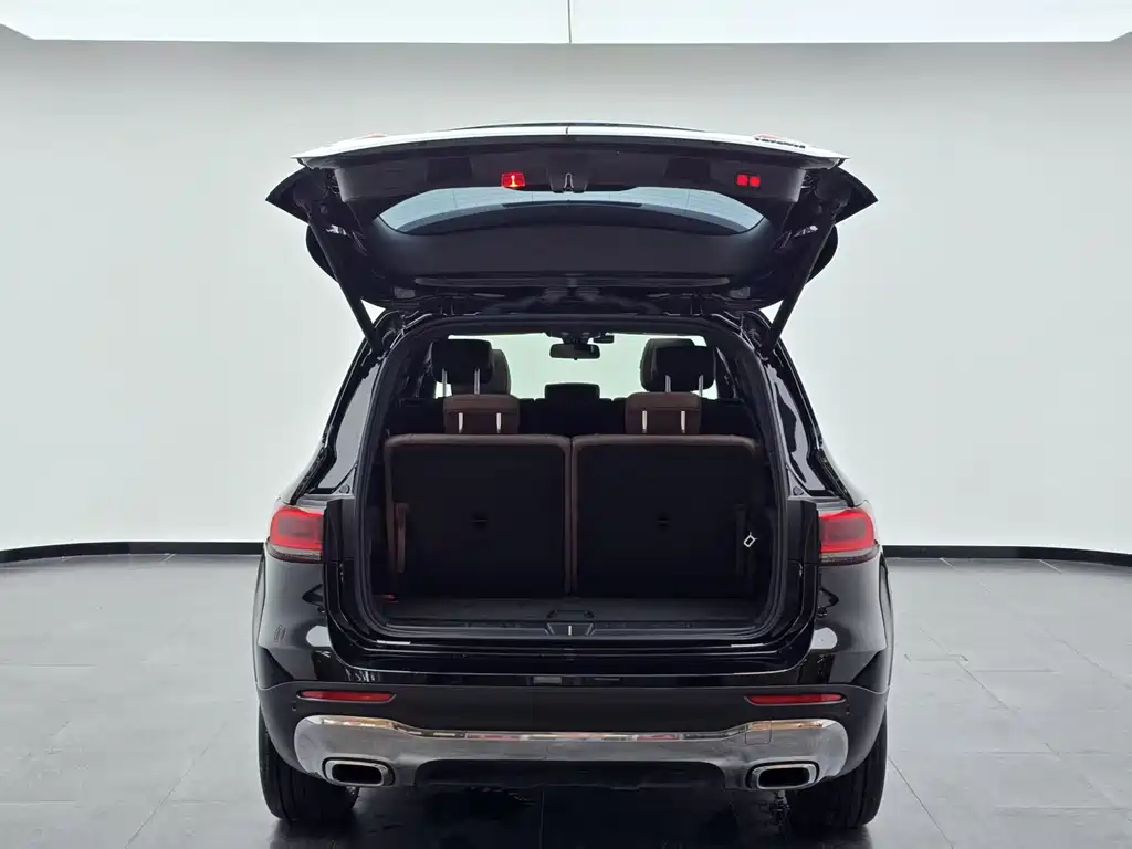 Mercedes-Benz GLB 2023 — фото 28