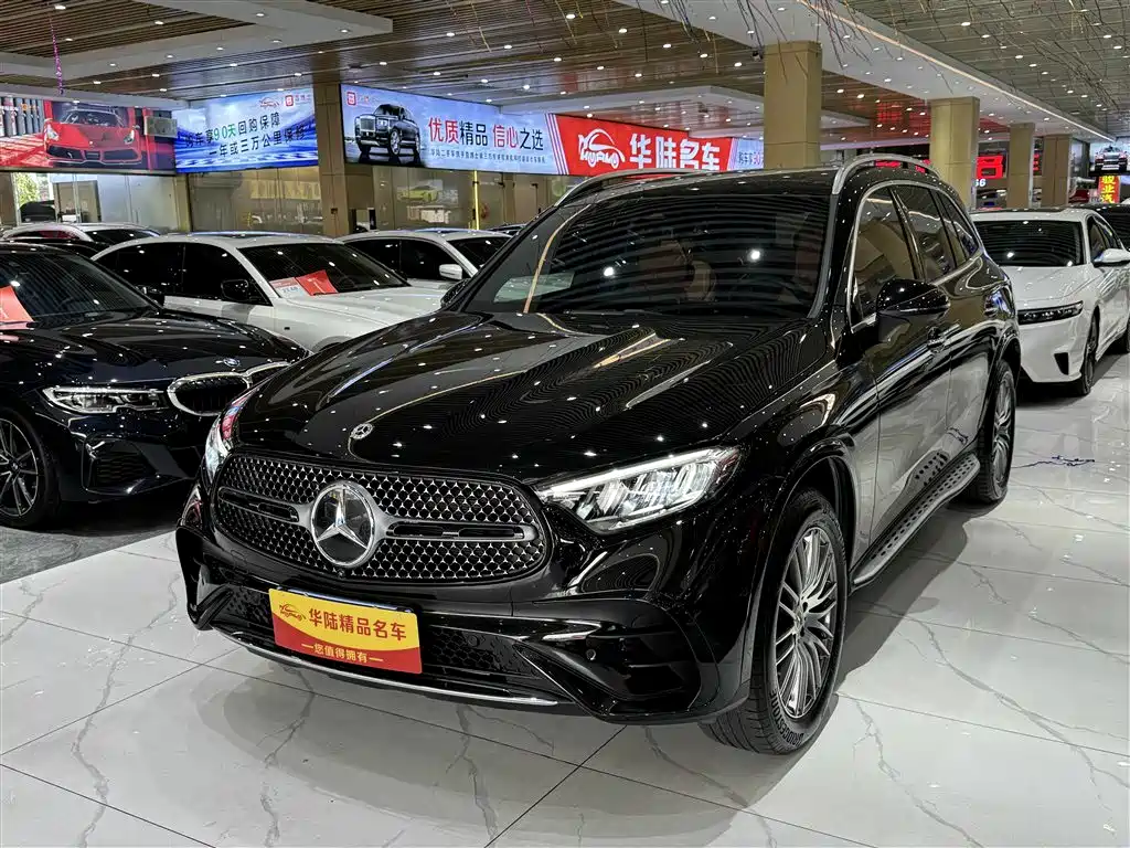 Mercedes-Benz GLC 2024 — фото 1