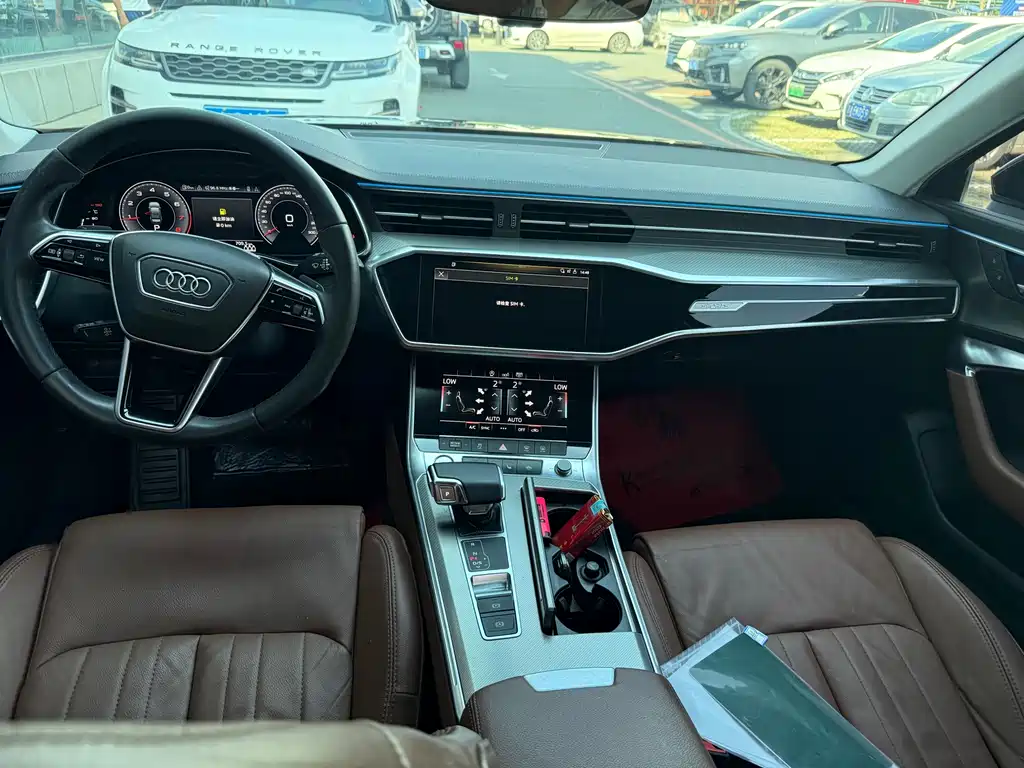 Audi A6L 2020