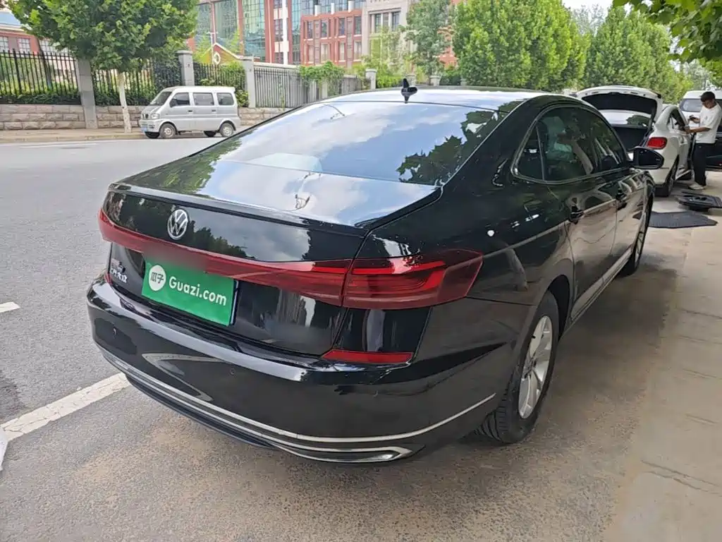 Volkswagen Passat 2022