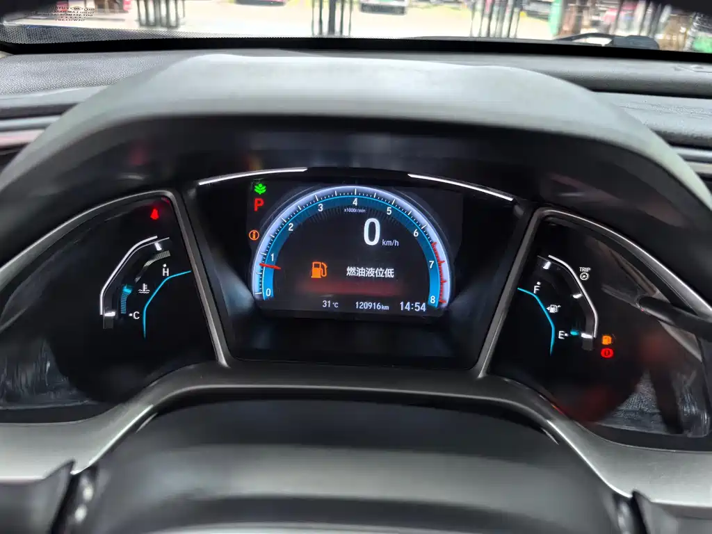 Honda Civic 2019 — фото 17