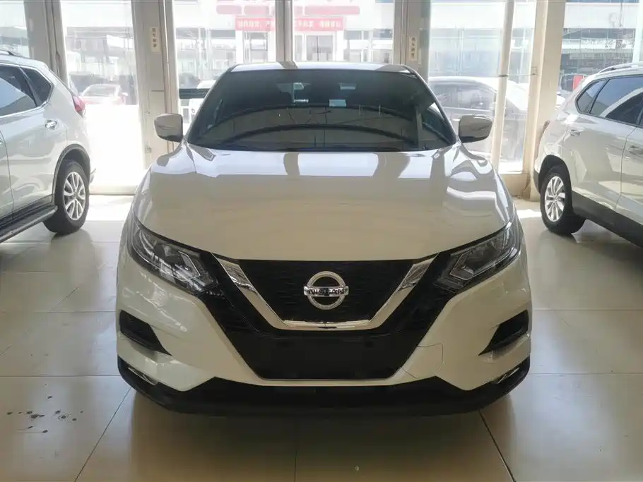 Nissan Qashqai 2023 — фото 2