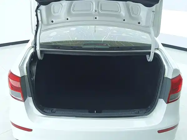 Kia K2 2015