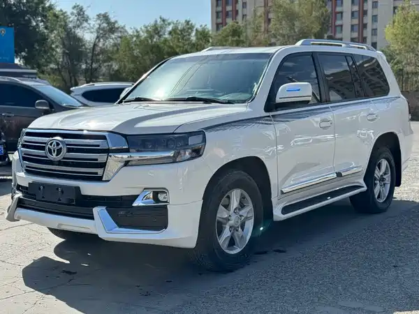 Toyota Land Cruiser 2012