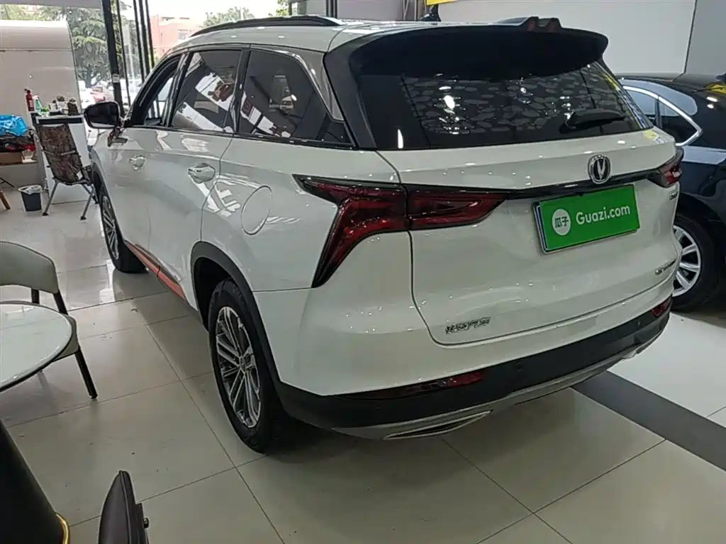 Changan CS75 PLUS 2021 — фото 5