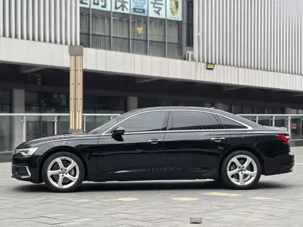 Audi A6L 2021
